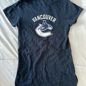 Vancouver Canucks Ladies Navy T-Shirt
